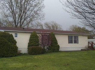 5981 Loomis St, North East, PA 16428