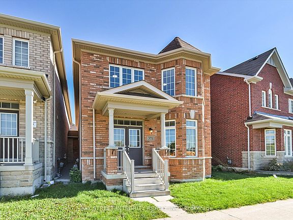 2nd image of 371 William Forster Rd