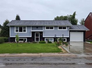 321 W 9th St NE, Slave Lake, AB T0G 2A2