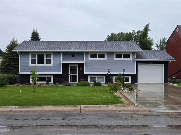 321 W 9th St NE, Slave Lake, AB T0G 2A2