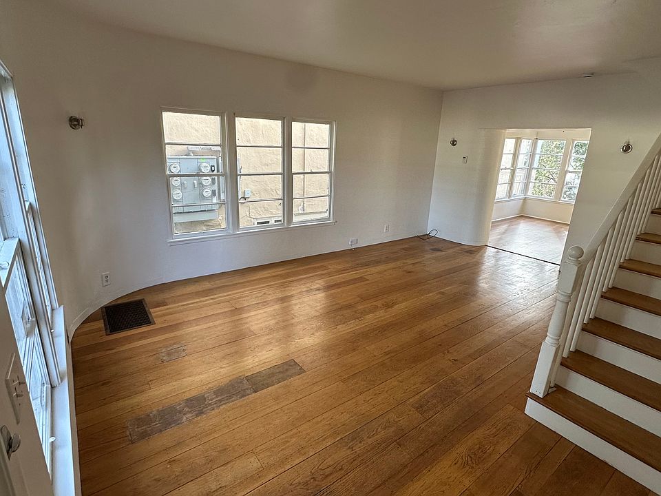 1st image of 27 Home Pl E #27