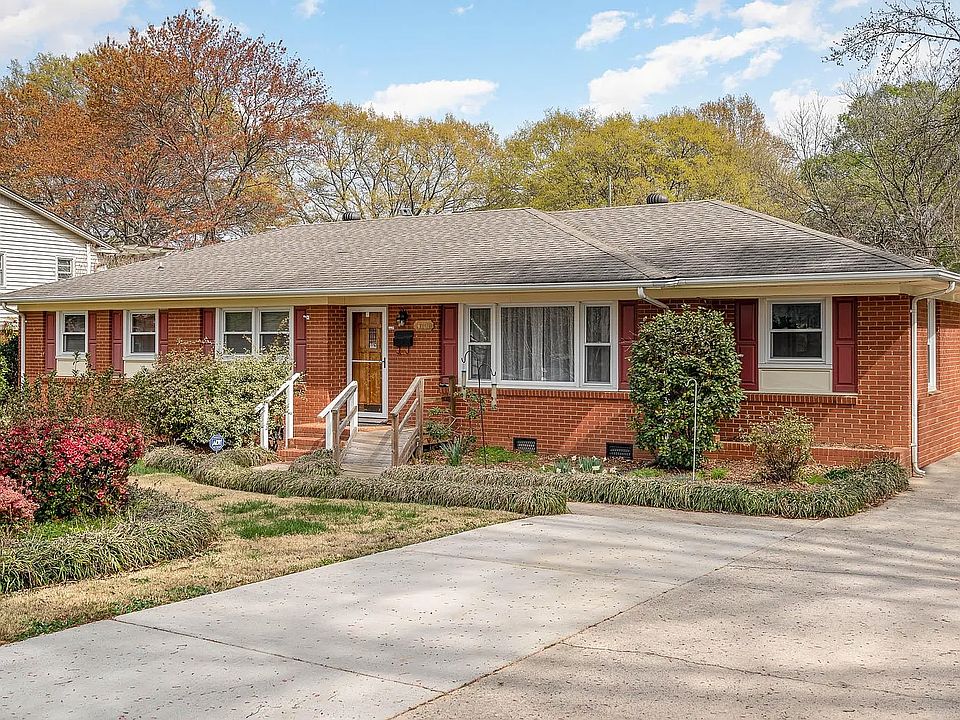 1st image of 4701 Carriage Drive Cir