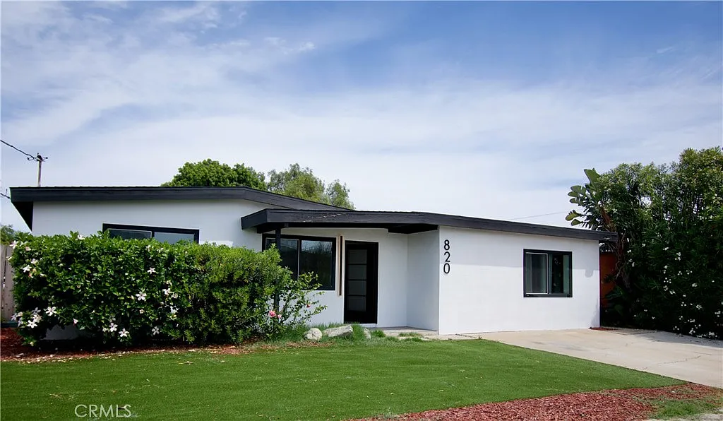 3 bed, 2.0 bath, 1500 sqft, $3,950 — Photo 3