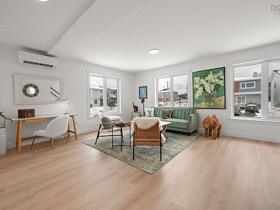 5th image of 52 Berm St