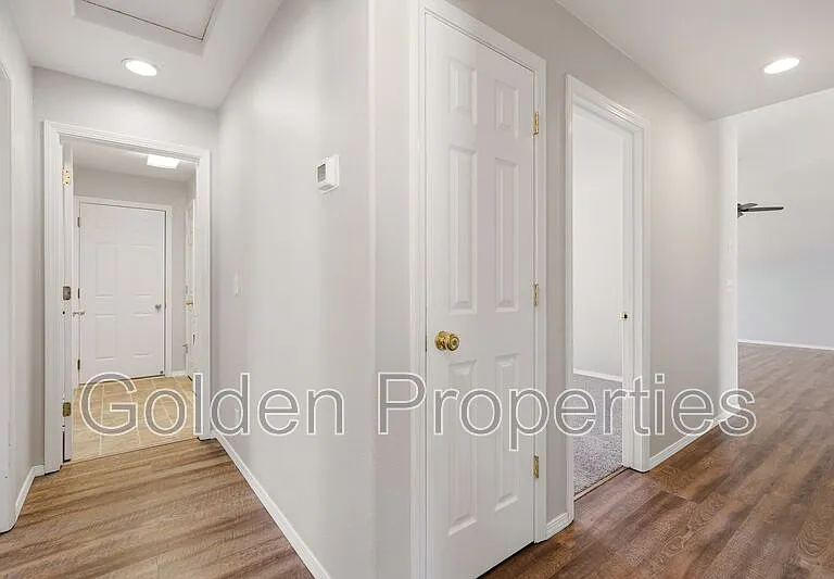 10654 N Seaside St — Photo 14