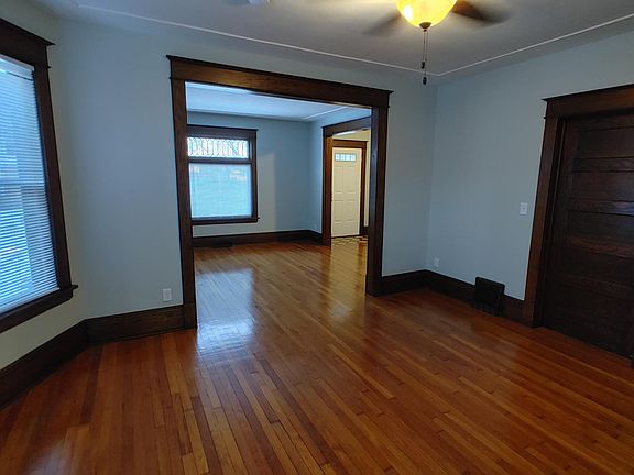 3rd image of 799 4th St E #799