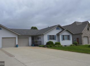 23 Lido Rd, Ventura, IA 50482