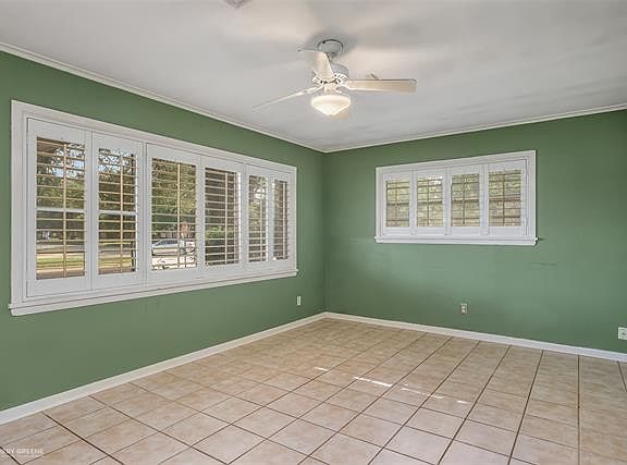 3rd image of 324 Slattery Blvd