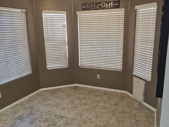 3rd image of 2310 E Egret Ct