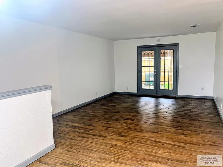 2906 Treasure Hills Blvd #C — Photo 23