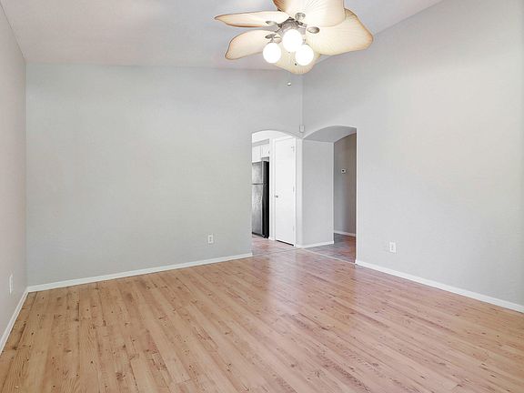 2nd image of 12721 N El Frio St