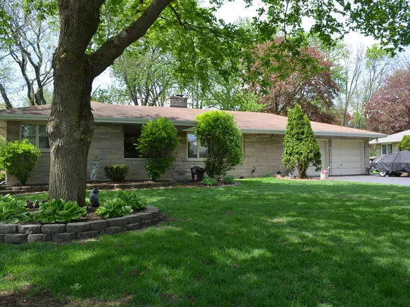 107 Monteith Ave, Joliet, IL 60433