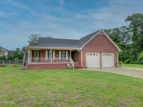 3rd image of 73 Windover Drive