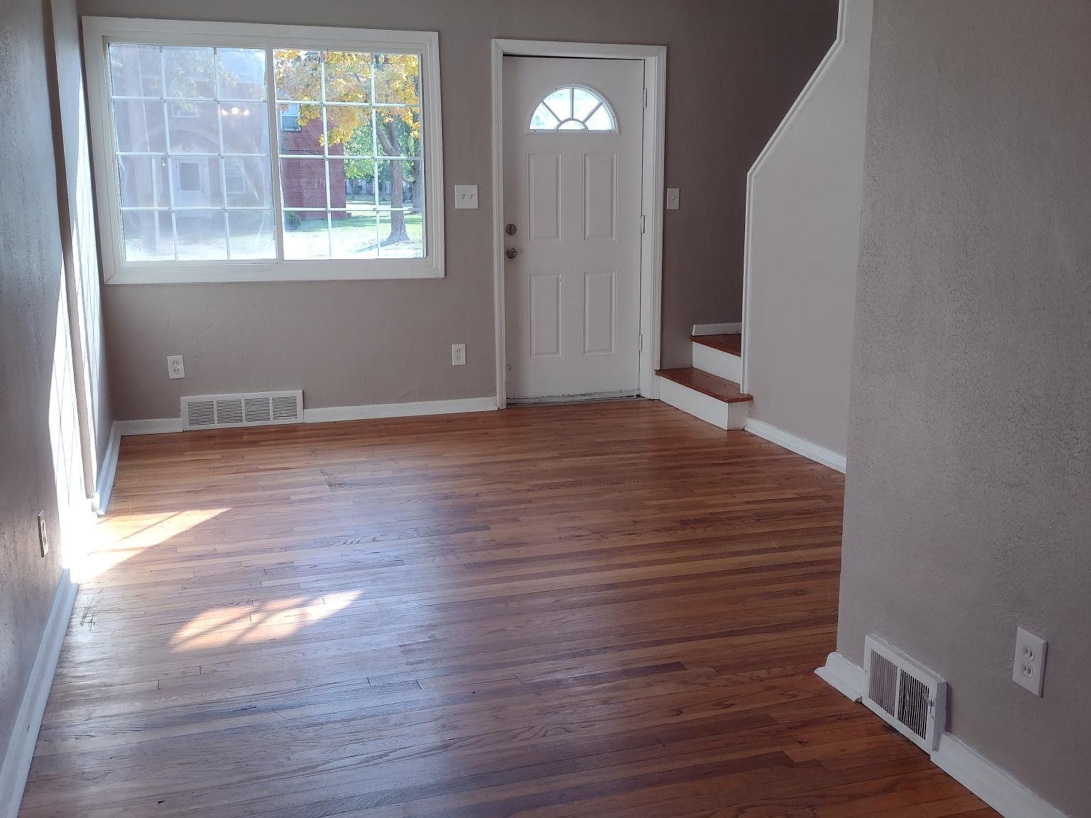 421 Kenwood Dr APT D, Euclid, OH 44123 Zillow