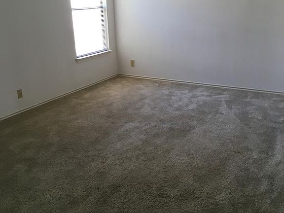 3rd image of 4911 Village Spring Dr