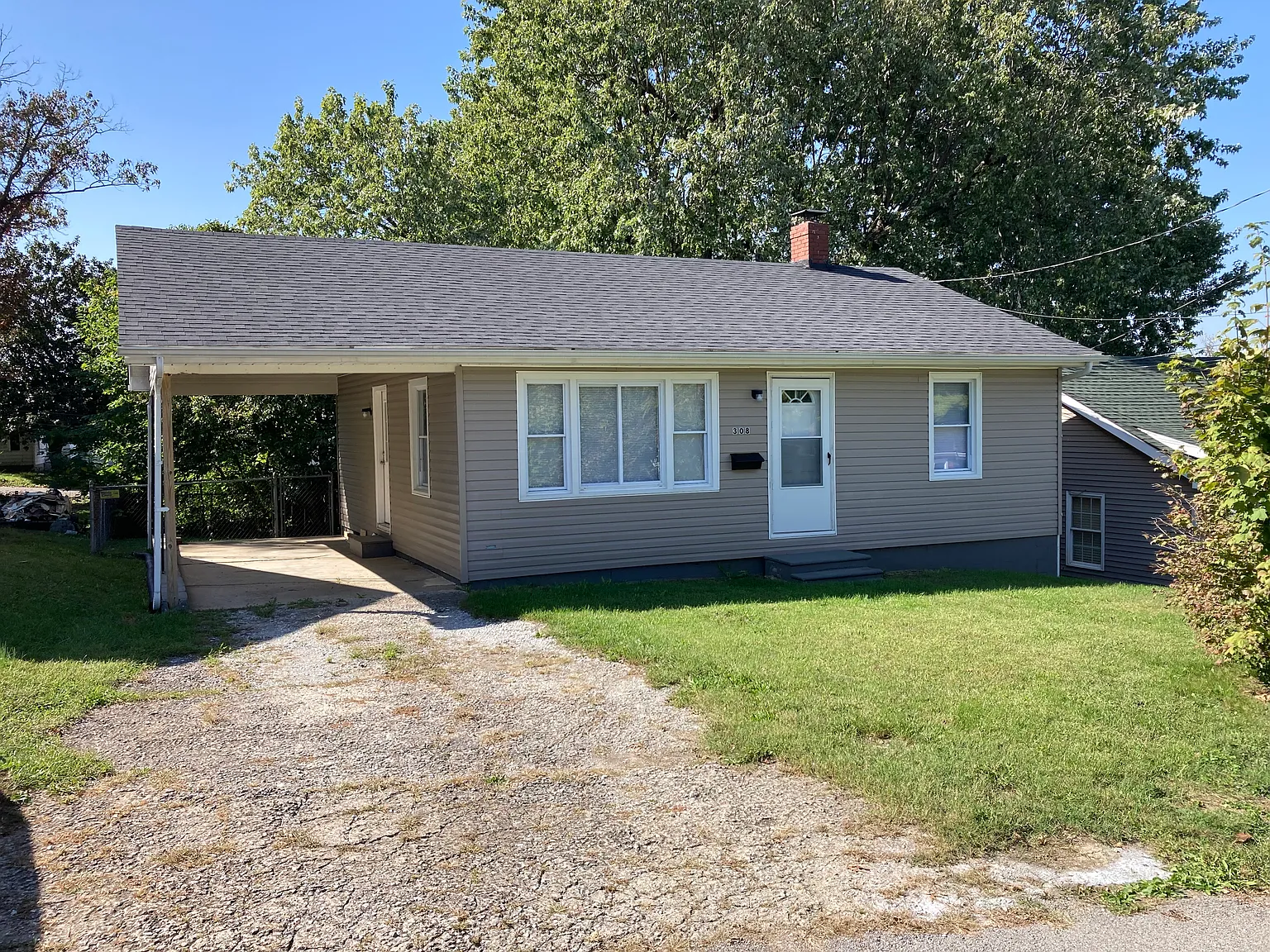 2 bed, 1000 sqft, $1,200 — Photo 1