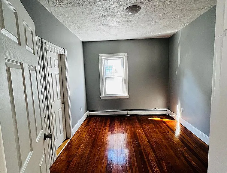 73-75 Moore St #2 — Photo 7