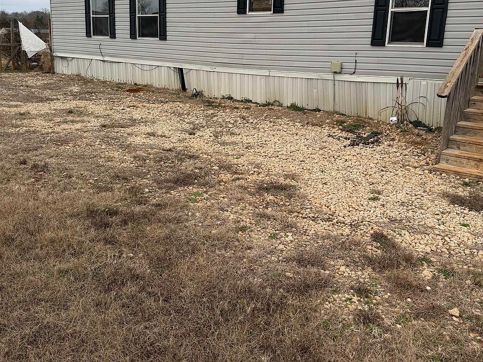 1st image of 128 Eton Ct