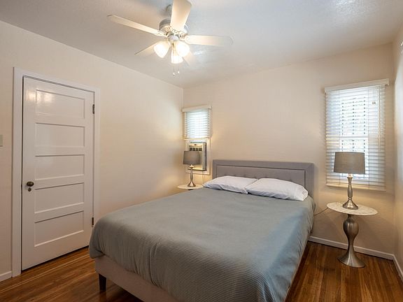 4th image of 2137 N Gower St