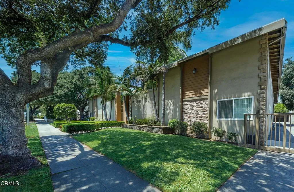 1 bed, 1.0 bath, 650 sqft, $2,095 — Photo 1