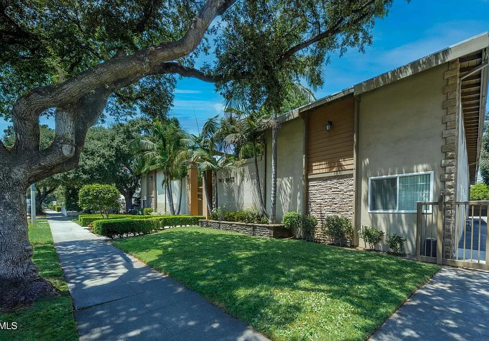 761 E Orange Grove Blvd #4