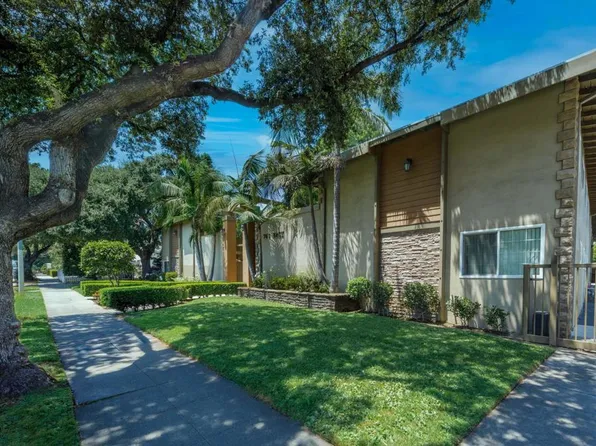761 E Orange Grove Blvd APT 4, Pasadena, CA 91104