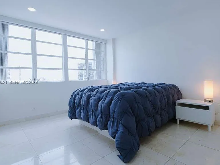 1408 Brickell Bay Dr #1002 — Photo 41