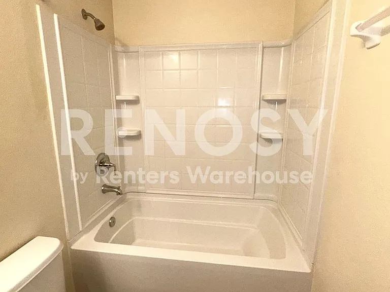 10943 Keys Gate Dr — Photo 14