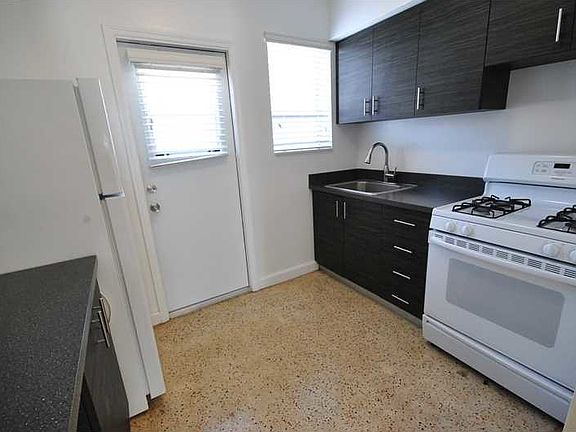 2nd image of 7746 Carlyle Ave APT 4
