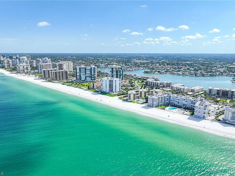 3443 Gulf Shore Blvd N #808 — Photo 37