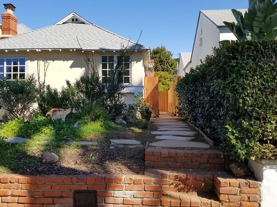 Private side entrance and walkway