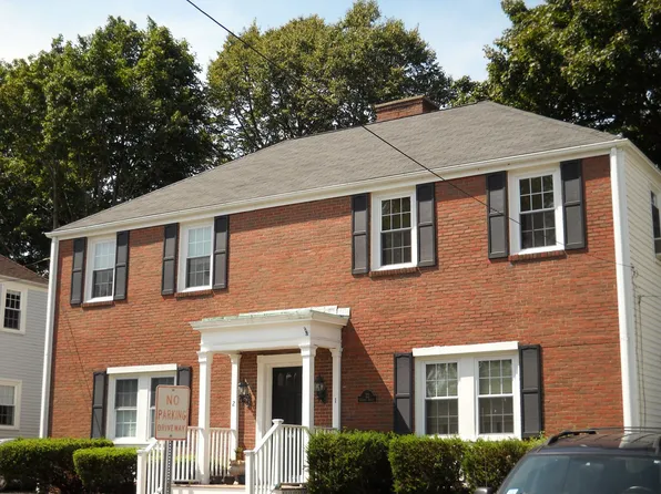 22 Cherry St #1, Salem, MA 01970