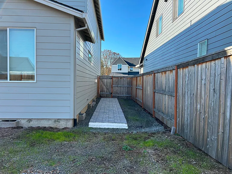 1662 S Quartz Dr — Photo 18