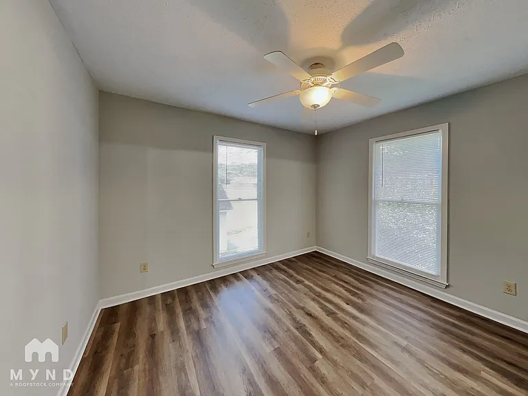 1186 Bay Ridge Dr — Photo 5