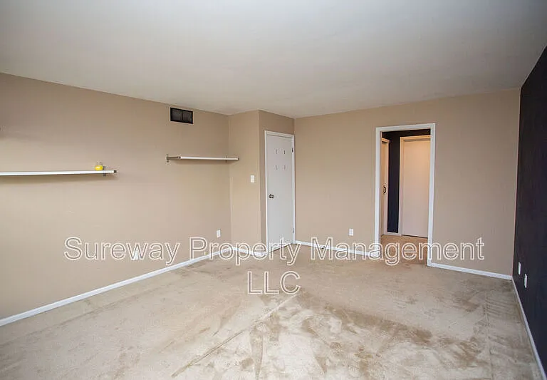 23 Winterset Ln — Photo 32