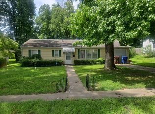 305 David St, Elsberry, MO 63343