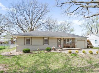713 S Church St, Olathe, KS 66061