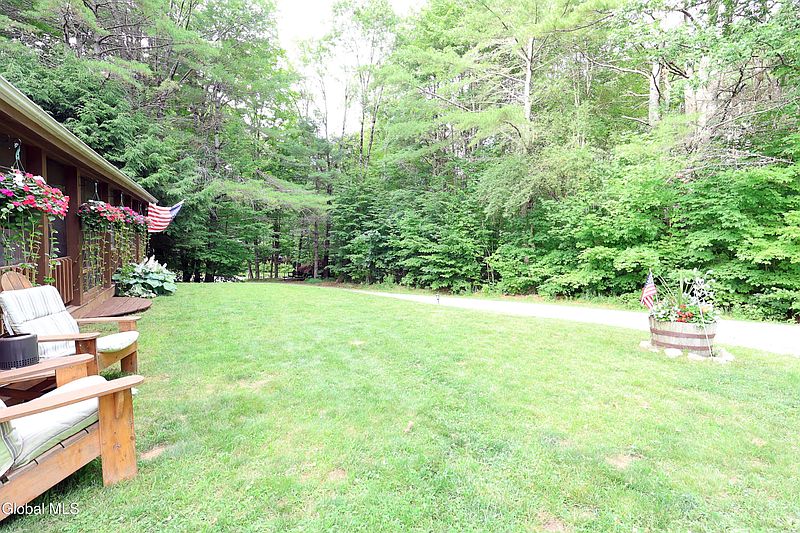 5th image of 146 Grassville Road