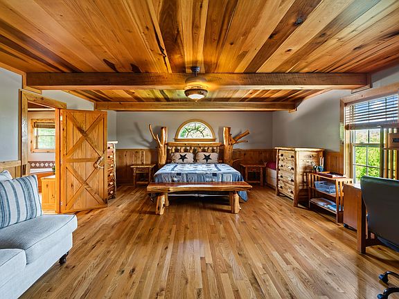 15th image of this home