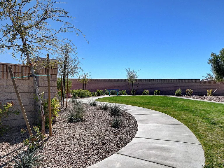 8830 Trotternish Ridge Dr — Photo 41