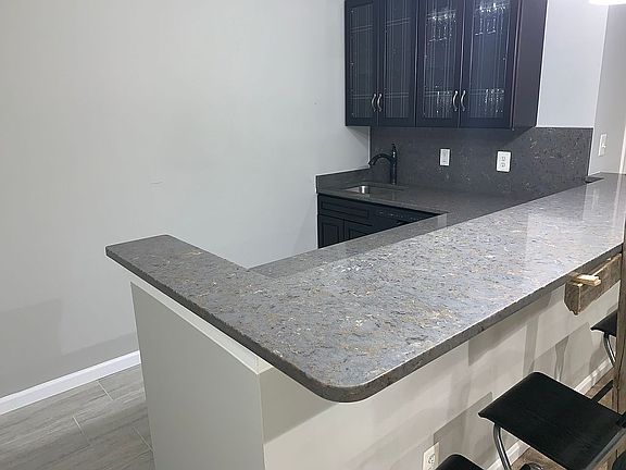 4th image of 22757 Courtland Park Dr