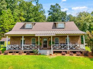 705 N Lake Dr, Valley Grande, AL 36703