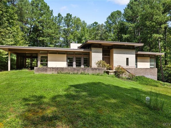 3611 Brandons Bluff Ct, Sandy Hook, VA 23153