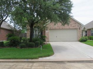 1413 N Marsala Dr, Pearland, TX 77581