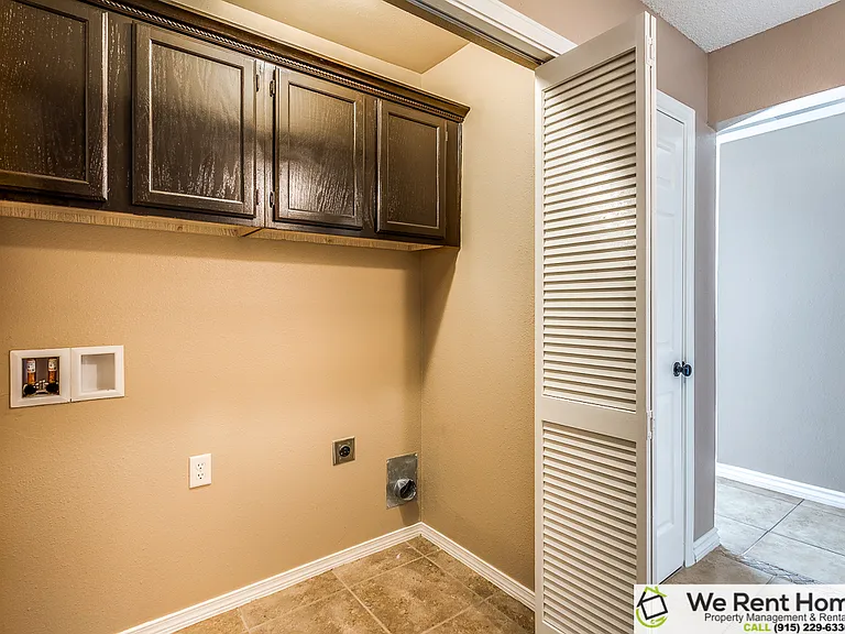 14275 Desert Bush Dr — Photo 22