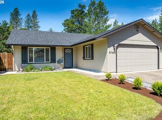 87660 Trek Dr, Veneta, OR 97487
