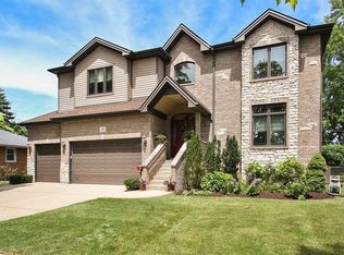 836 Walter Ave, Des Plaines, IL