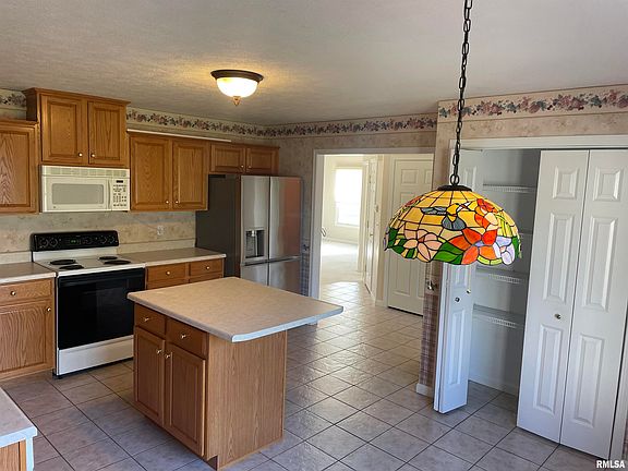 4th image of 69 Fox Creek Ct #46