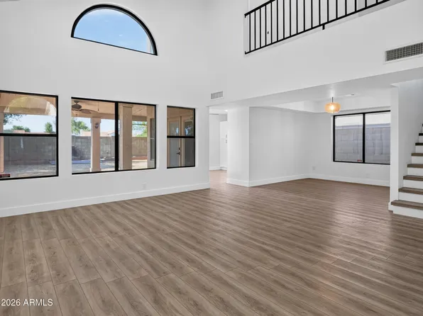 4047 W WHISPERING WIND Drive, Glendale, AZ 85310