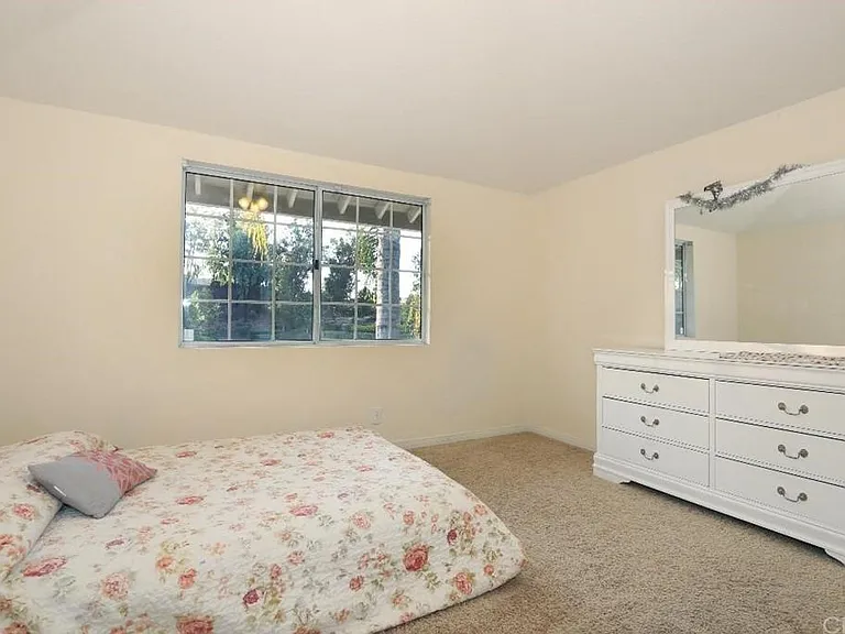 32280 Corte Coronado — Photo 24